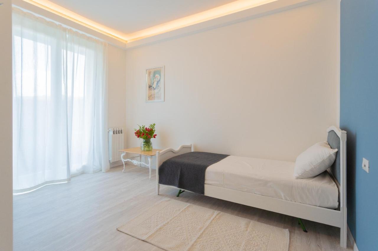 Acqua Chiara Apartment By Rent All Como Dongo Exterior foto